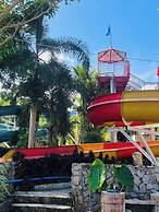Villa Paraiso Resort & Waterpark