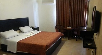 OIa Palace Hotel