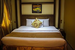 Banex Hotel and Suites