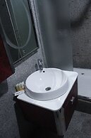 Banex Hotel and Suites