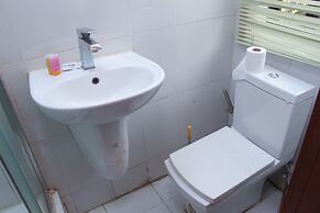 Banex Hotel and Suites