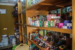 Banex Hotel and Suites