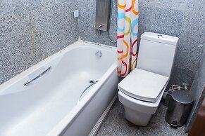 Banex Hotel and Suites