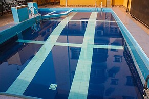 Banex Hotel and Suites