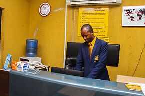 Banex Hotel and Suites