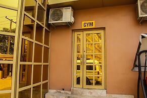 Banex Hotel and Suites