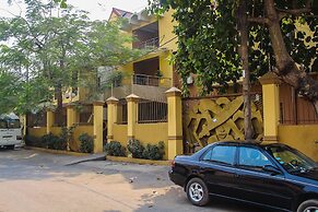 Banex Hotel and Suites