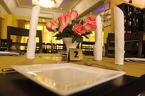 Banex Hotel and Suites