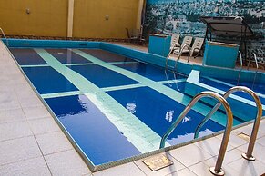 Banex Hotel and Suites