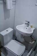 Banex Hotel and Suites