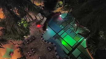 Paje By Night