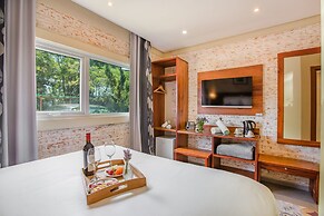 HOTEL VILLA LOBOS SPA ROMANTIK