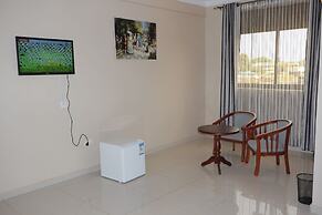 Rosaline Suites Hotel