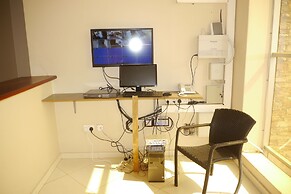 Rosaline Suites Hotel