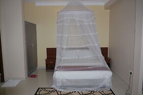 Rosaline Suites Hotel