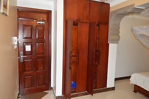 Super Paradise Hotel