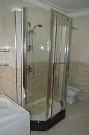 Super Paradise Hotel