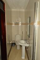 Super Paradise Hotel