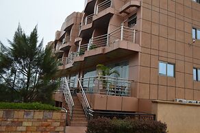 Super Paradise Hotel