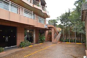 Super Paradise Hotel