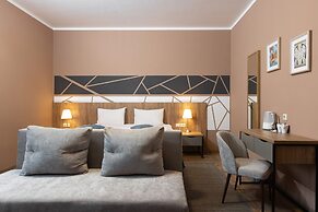 Hotel 28