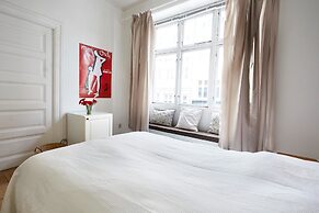 Big & Charming apartment in City Center