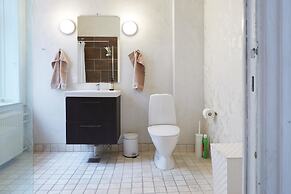 Big & Charming apartment in City Center