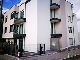 SHS Suite Home Sweet Strassen II