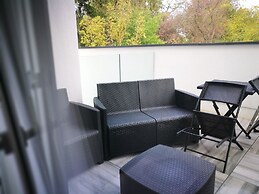 SHS Suite Home Sweet Strassen II