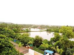 Kay's Riverview Resort