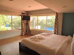 Kay's Riverview Resort