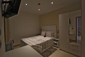 Moreno`s Boutique Hotel