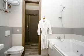 Summit Apart Hotel