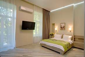 Summit Apart Hotel