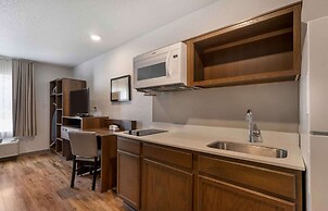 Extended Stay America Select Suites Tampa Brandon East