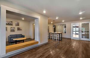 Extended Stay America Select Suites Tampa Brandon East