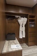 Wyndham Grand Manama