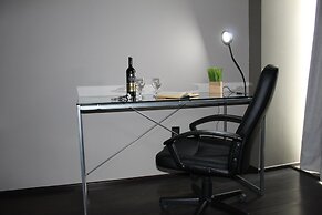 Elite 47 Hotel & Suites