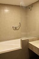 Elite 47 Hotel & Suites