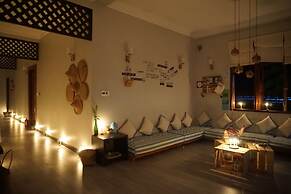 WEStay @ Chillax House - Ngapali - Hostel