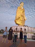 WEStay @ Chillax House - Ngapali - Hostel