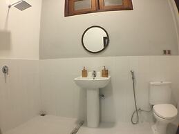 WEStay @ Chillax House - Ngapali - Hostel