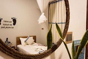 WEStay @ Chillax House - Ngapali - Hostel