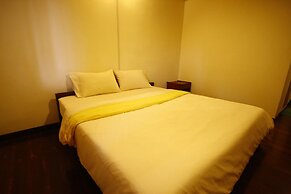 Narasiri Service Apartment