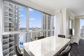 Chevron Renaissance - HR Surfers Paradise