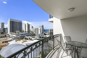 Chevron Renaissance - HR Surfers Paradise