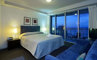 Chevron Renaissance - HR Surfers Paradise