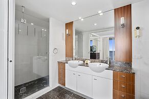 Chevron Renaissance - HR Surfers Paradise