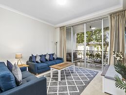 Chevron Renaissance - HR Surfers Paradise