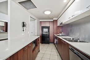 Chevron Renaissance - HR Surfers Paradise